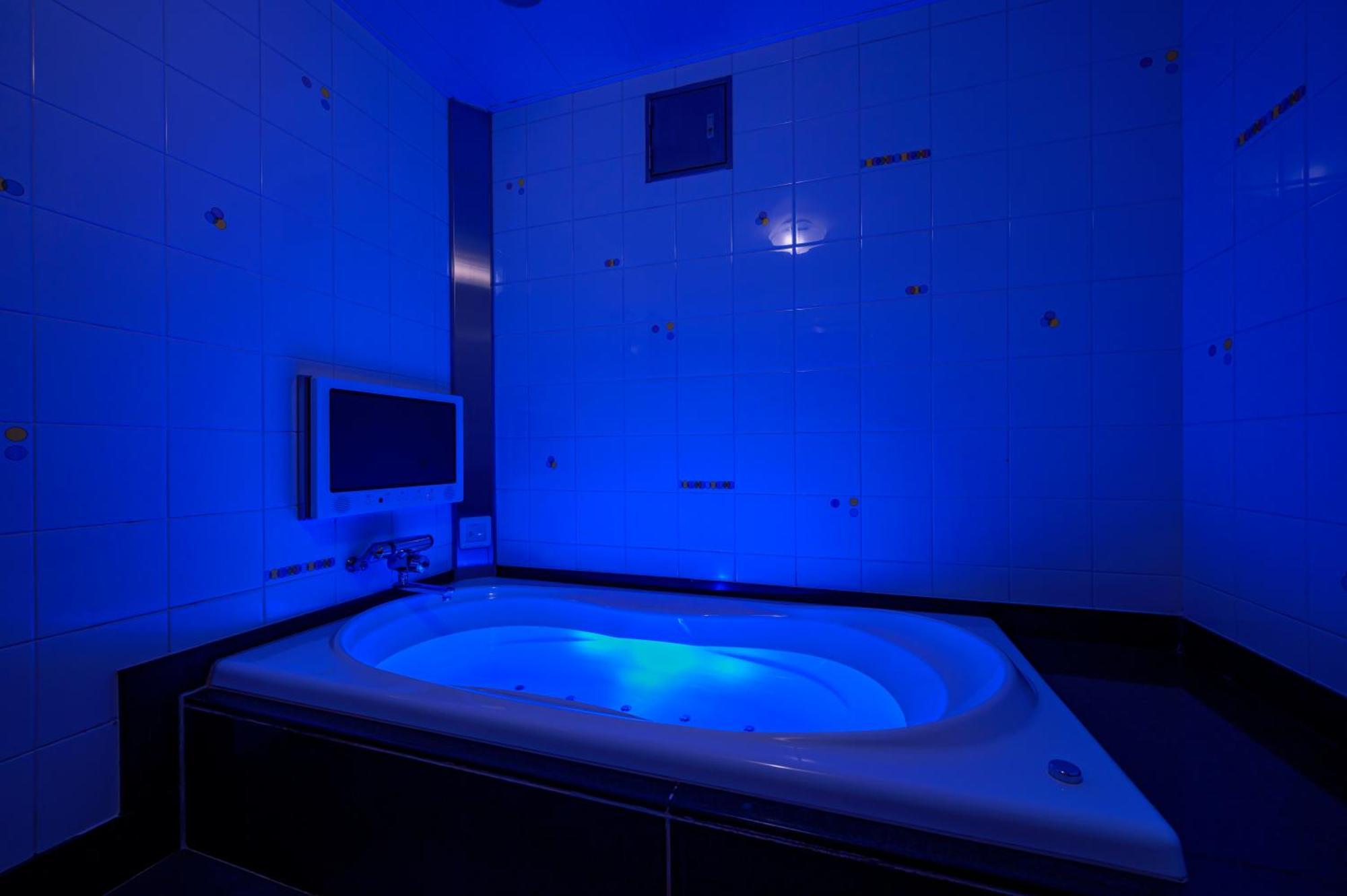 Hotel Mobilia (Adults Only) Tsurugashima Extérieur photo
