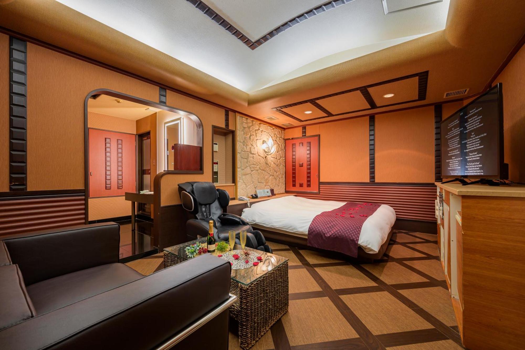 Hotel Mobilia (Adults Only) Tsurugashima Extérieur photo